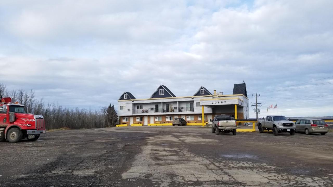 Hillview Motel Vanderhoof Dış mekan fotoğraf